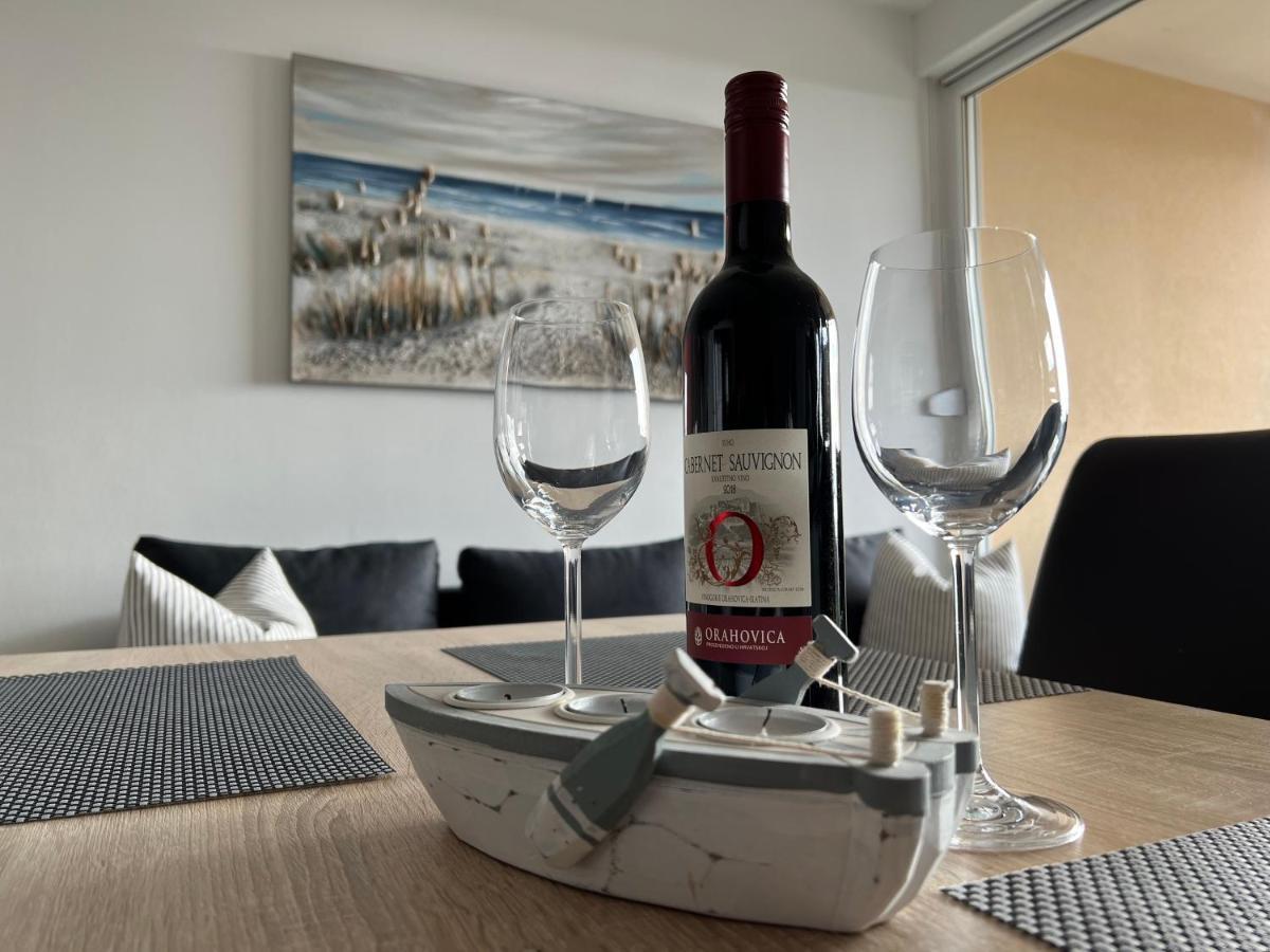 Maj Premium Apartment 4 Sterne - Neu Renoviert Porec Ngoại thất bức ảnh