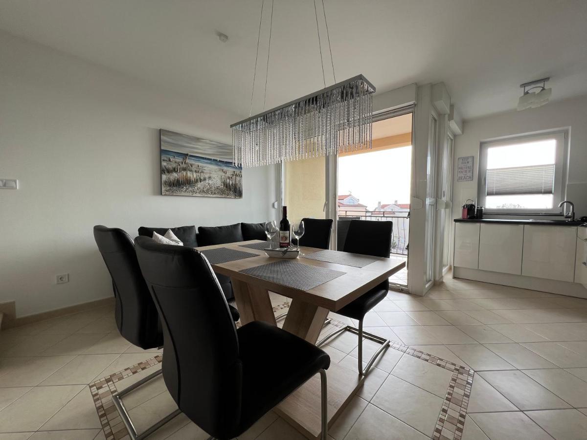 Maj Premium Apartment 4 Sterne - Neu Renoviert Porec Ngoại thất bức ảnh